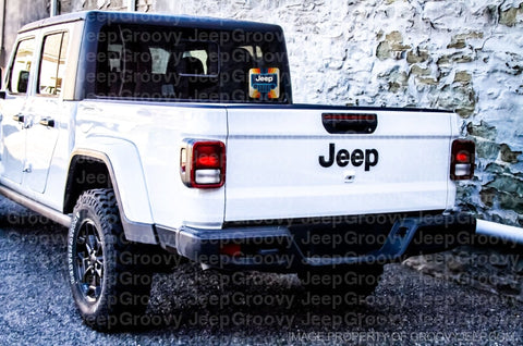 Lifestyle Retro Jeep Window Decal